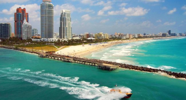 Getty_505892311_City_Miami_Golden_0