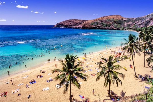 USA, Hawaii, Oahu, Hanauma Bay Nature Preserve, a Nature Preserve and a Marine Life Conservation District inside a volcanic crater